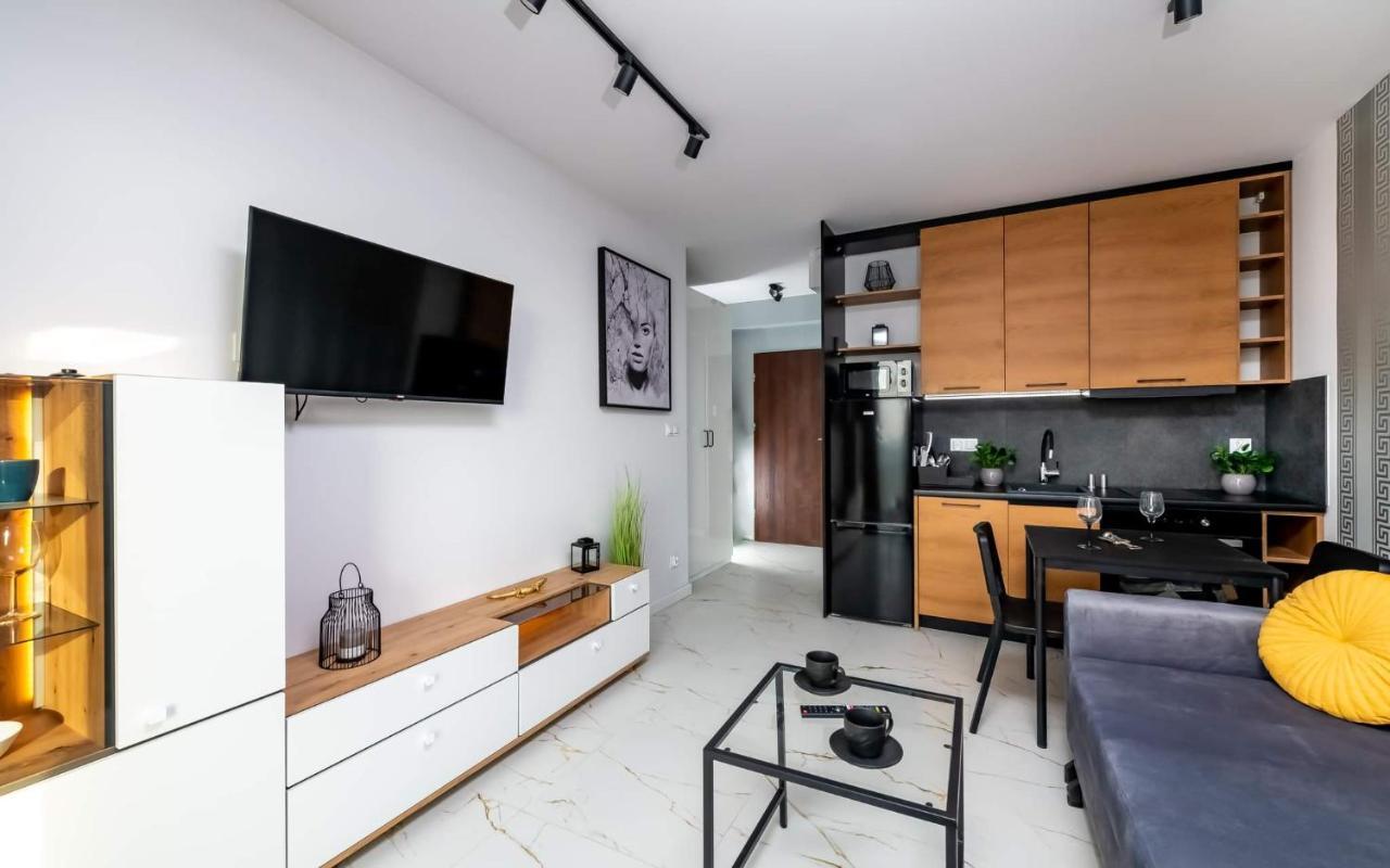 Loveroom Panorama Park Jacuzzi Бялисток Екстериор снимка